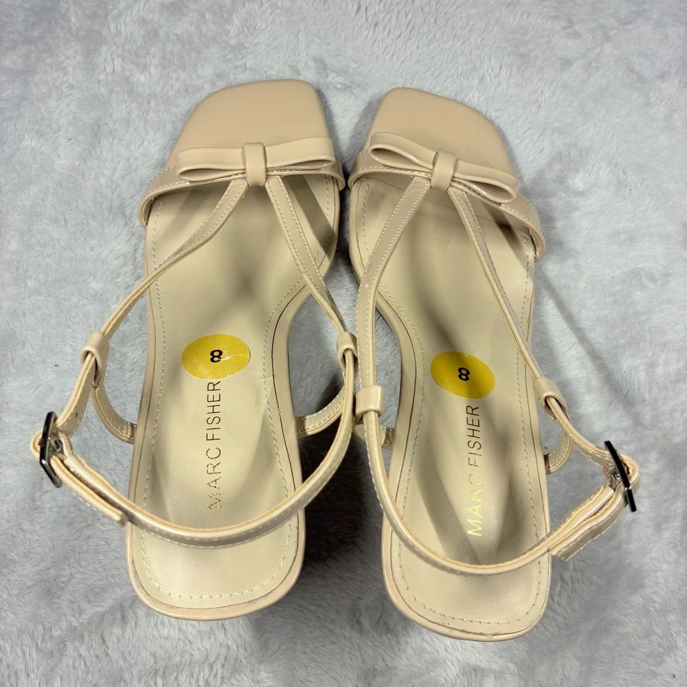 New Marc Fisher Davila Beige Patent Strappy Bow Kitten Heel Sandals Womens 8M